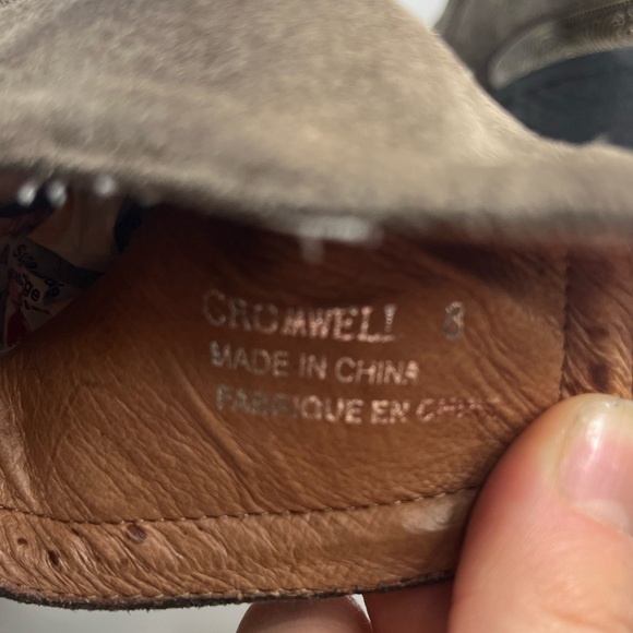 Jeffrey Campbell Cromwell Gray Suede Booties Size 8 - Picture 6 of 6